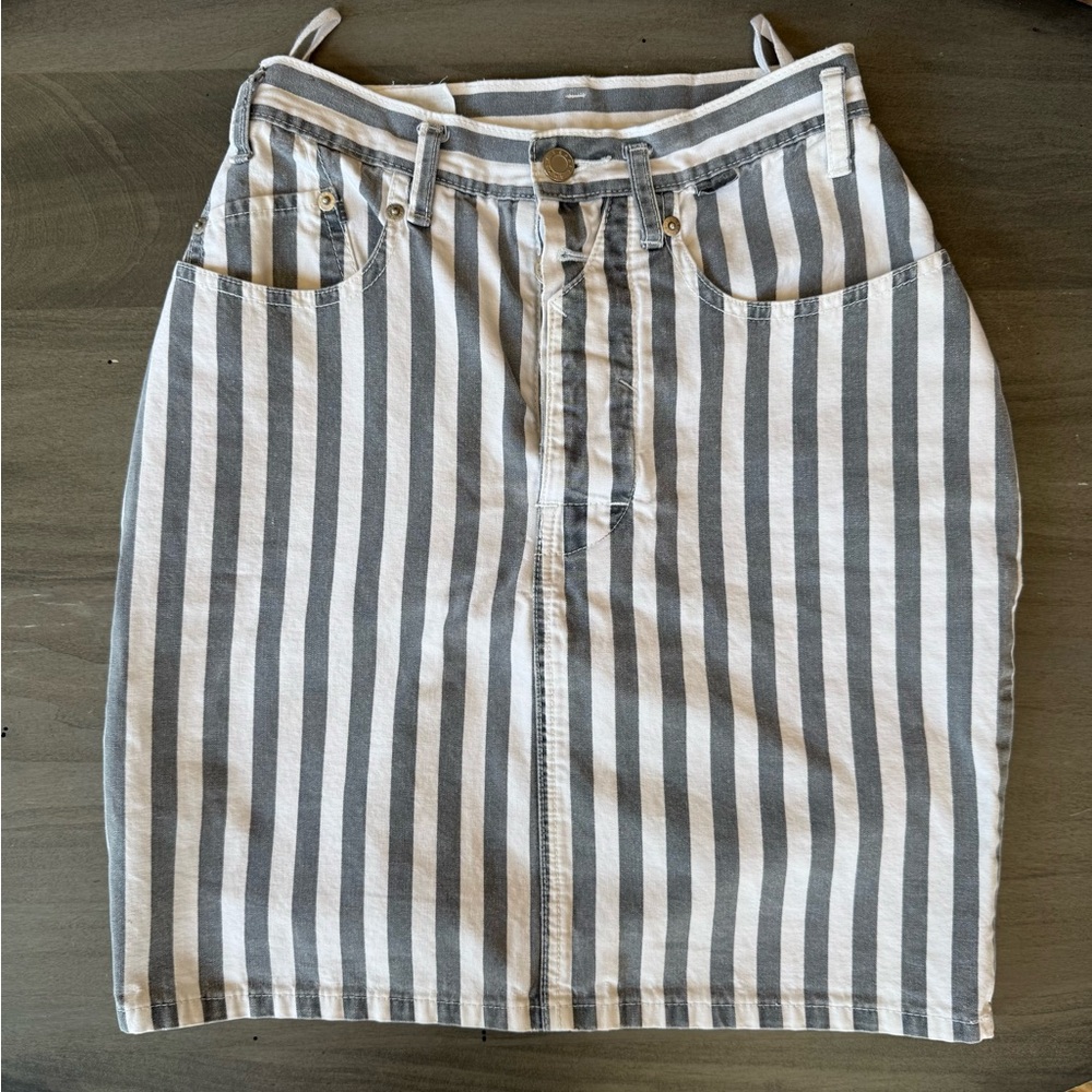 Vintage ESPRIT Striped Gray and White Women's Skirt